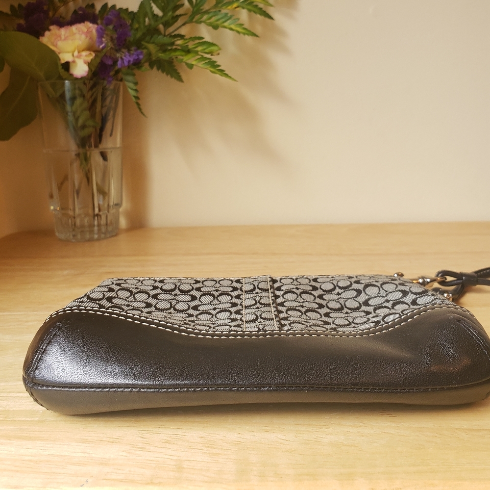 Authentic Coach Wristlet - Picture 9 of 11
